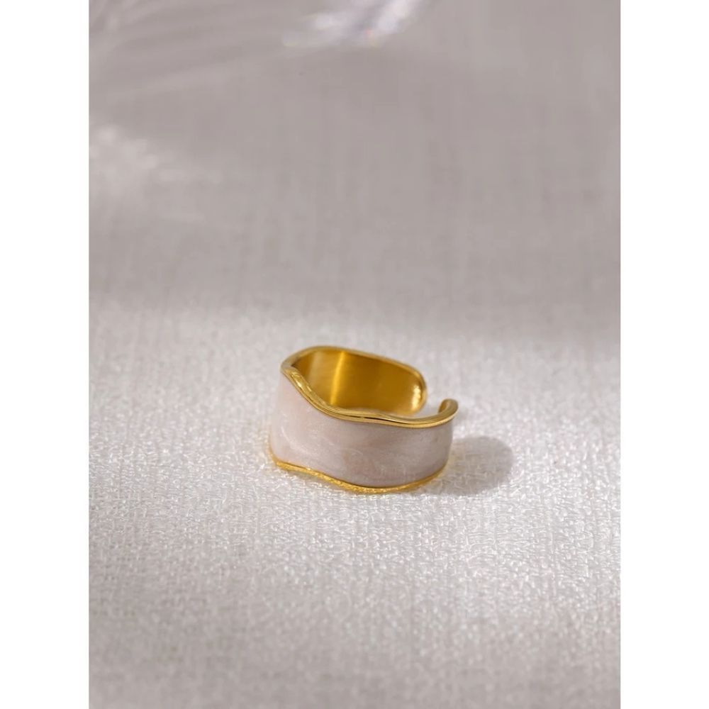 White Oil Painting Enamel Ring - Gold-Plated, Adjustable - Picture 10 of 10
